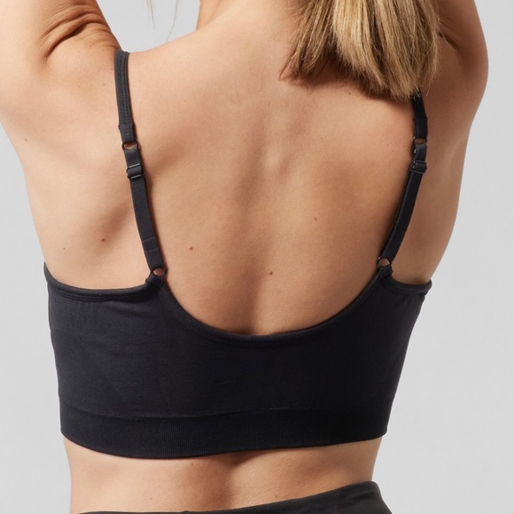 Athleta Renew Bra D-DD, size XS, black, never worn, original tags attached. - Picture 4 of 6